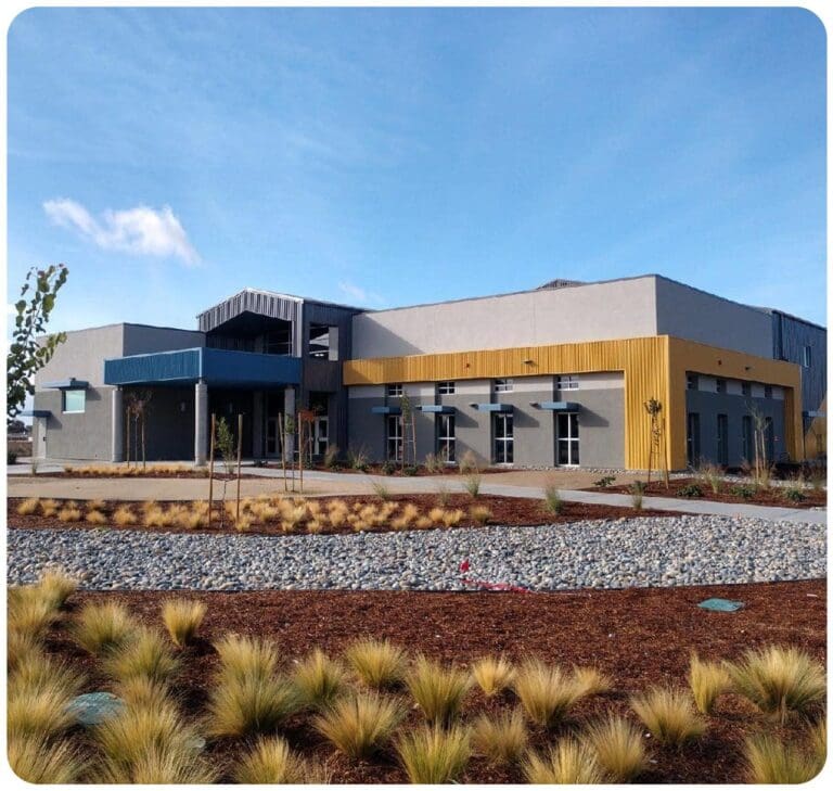 Steel Buildings for Commercial Applications | California - BORGA